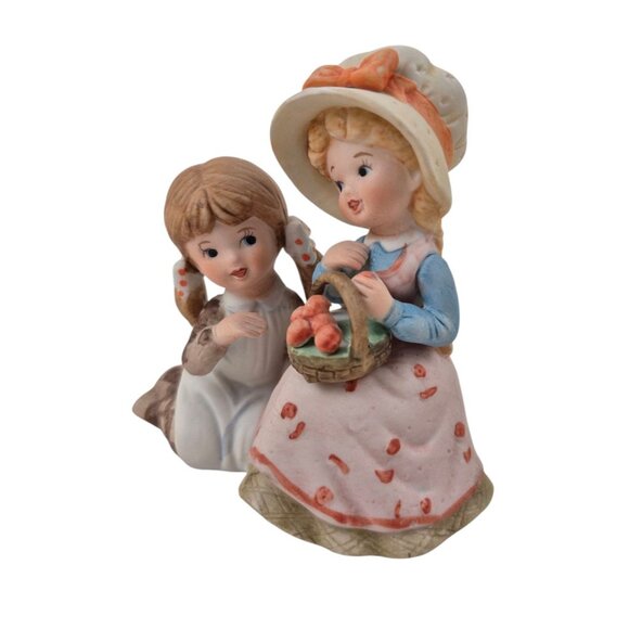 Vintage Ceramic Figurine Two Girls Basket Of Peaches Hand Painted Collectible - Picture 9 of 10